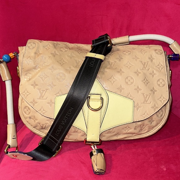 Louis Vuitton Limited Edition Creme Monogram Underground Messenger Bag - Picture 2 of 16